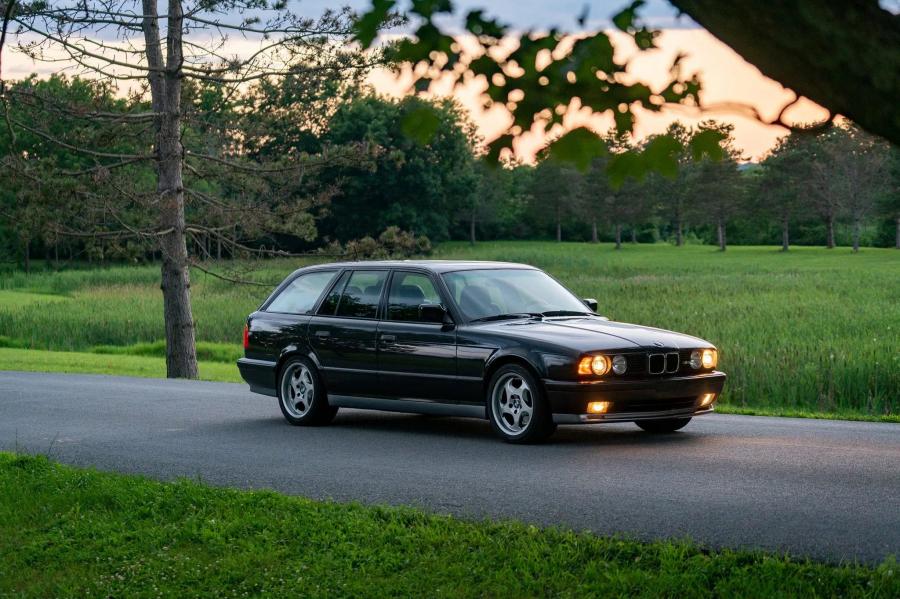  BMW M5 Touring (E34) 1992 года  (EU) (фото 31 из 94)